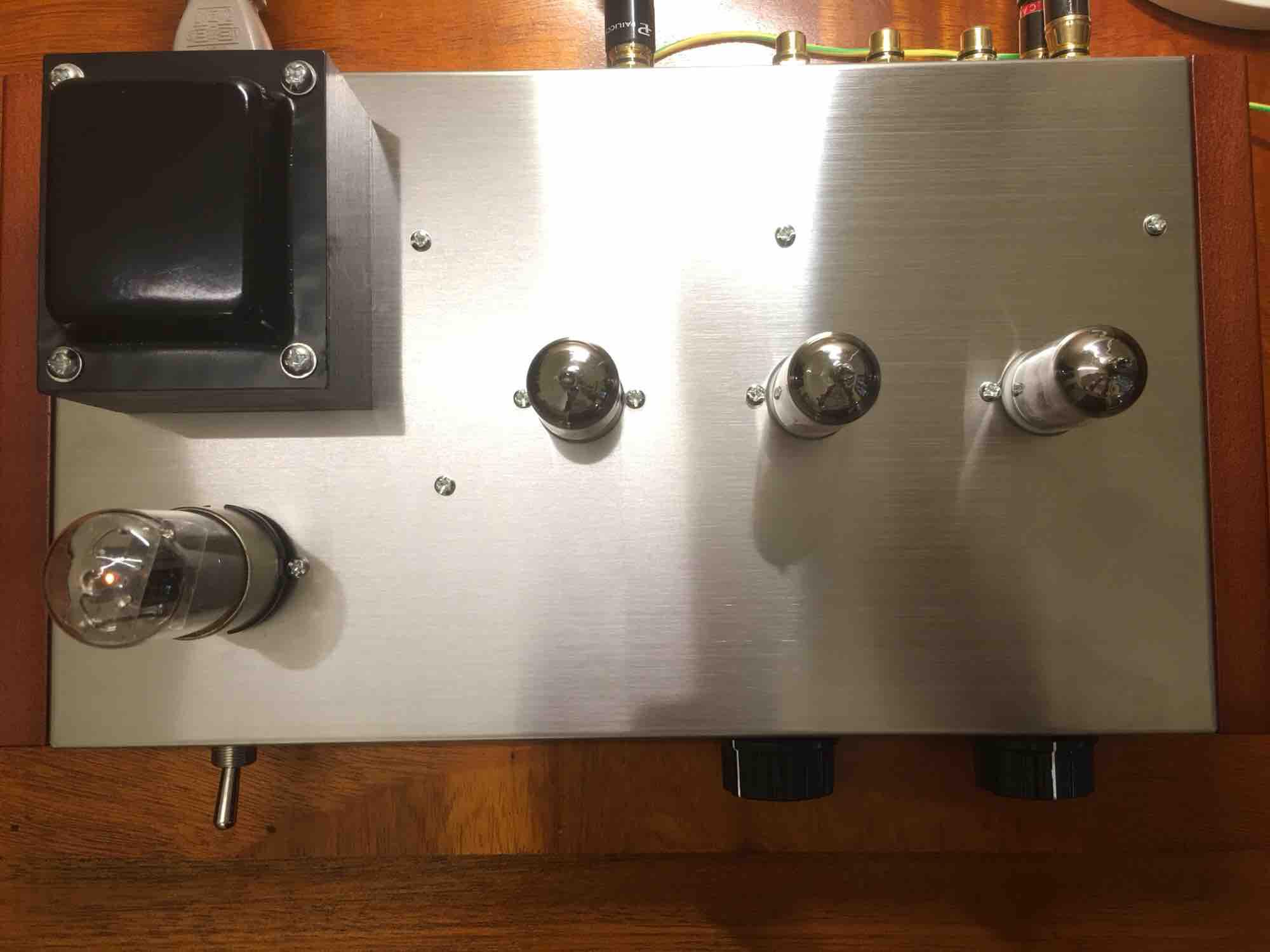 Pre-amp đèn phiên bản cổ điển ONE M7 12ax7