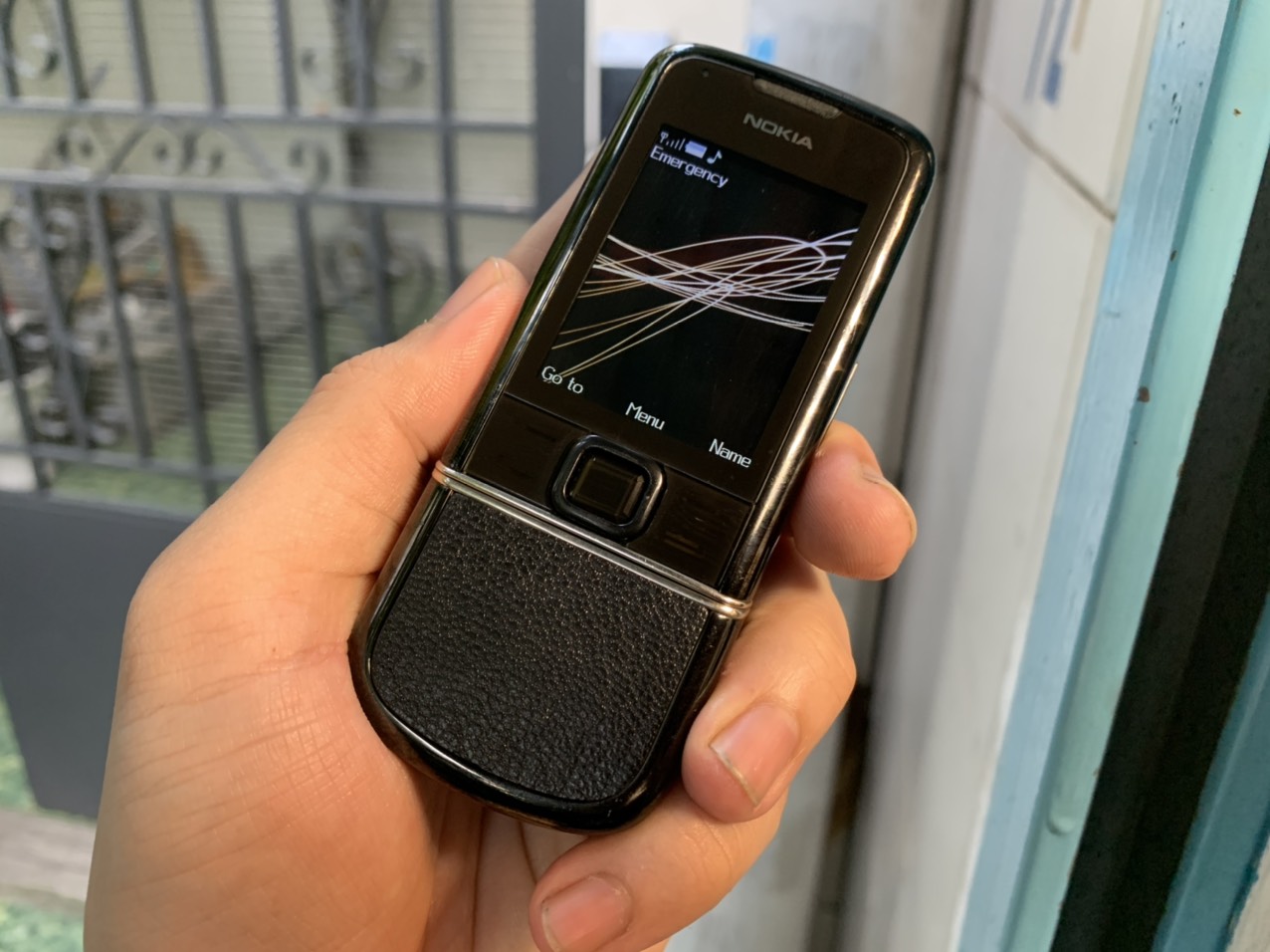 Điện thoại Nokia 8800 màu đen (128)