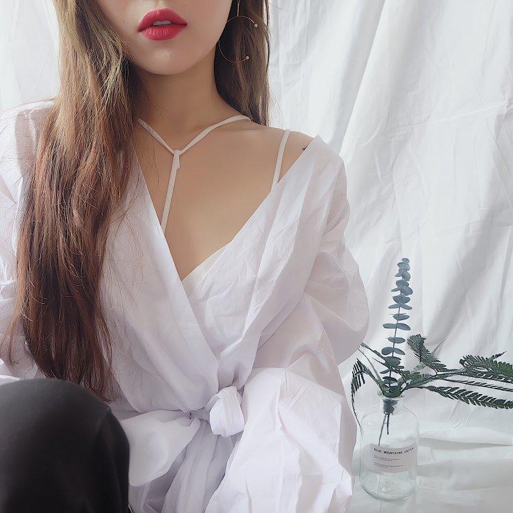 Áo bra satin phi bóng dây chữ Y, áo bra