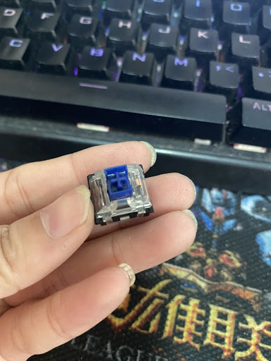 Bàn phím cơ chuyên game K880 - Tặng 2 nút switch