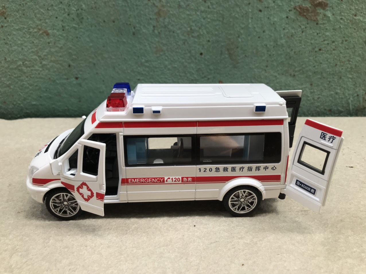 [HCM]Mô hình xe Cứu thương Printer new 1:32