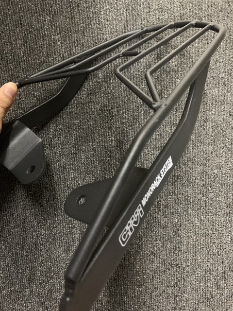Baga Cảng sau Givi Raider FI, Satria