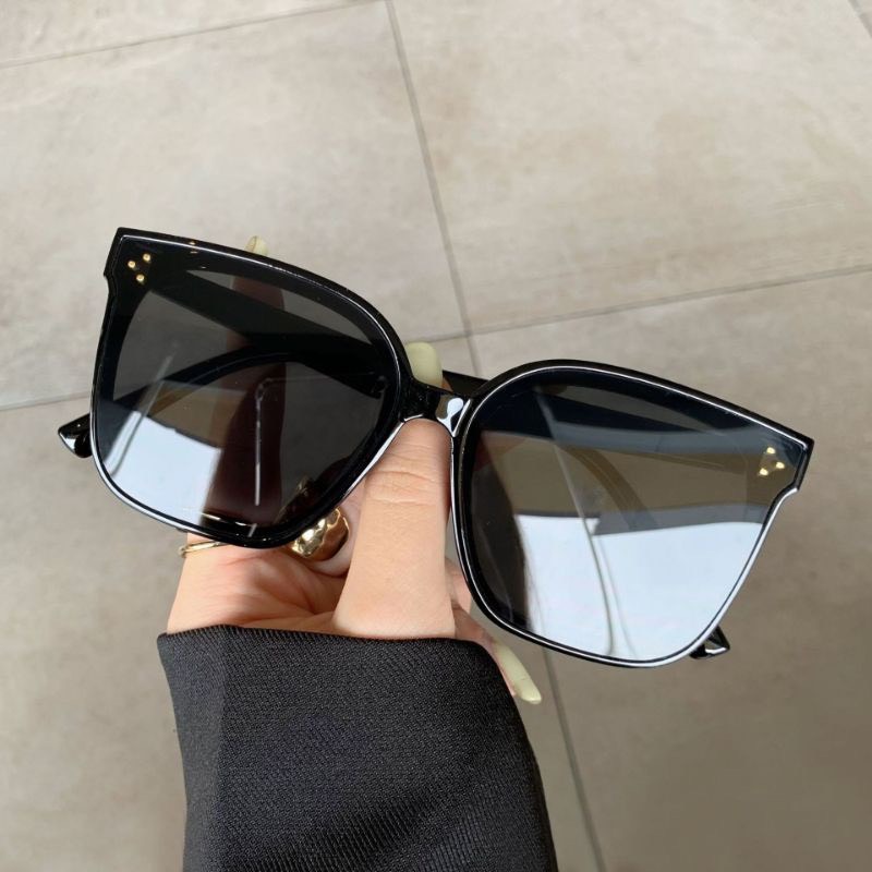 Kinh UNISEX 3 Chấm Hot Hit Phiên Bản Mini Cho Bé.