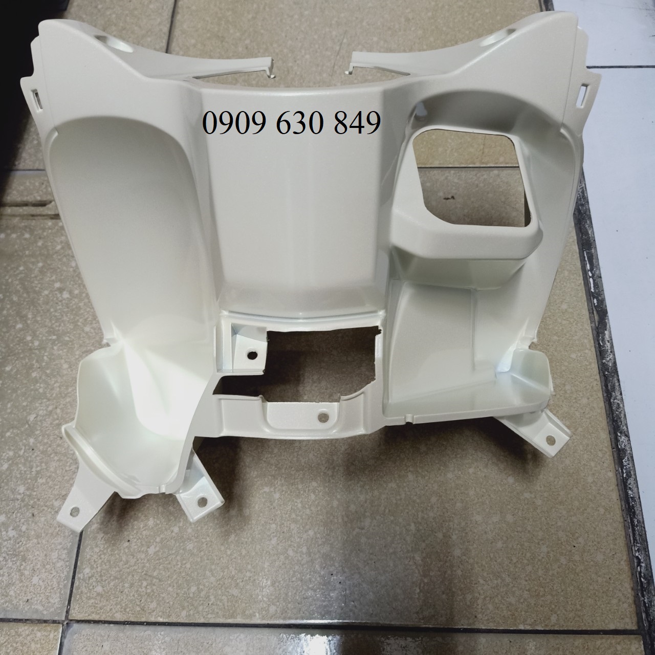 ỐP SAU Ổ KHÓA VISION ĐỜI 2015,2016,2017,2018,2019,2020 ZIN HÃNG