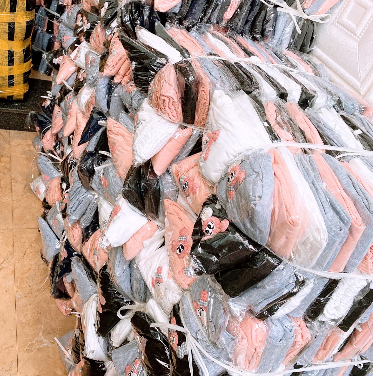 Combo 3 quần legging cotton len bé gái (GIAO MÀU NGẪU NHIÊN)