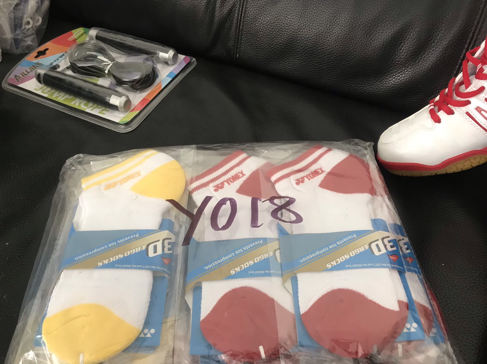 Tất/vớ thể thao Yonex Y018 (Nhiêu màu)