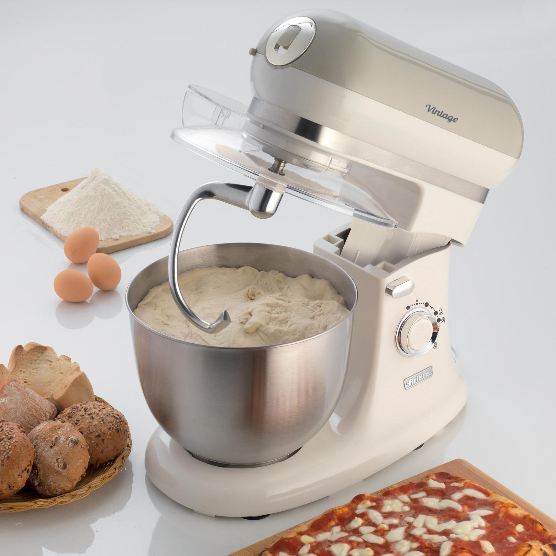 Máy đánh bột Ariete MOD.1588/04 (5.5 lít) Xanh lá cây