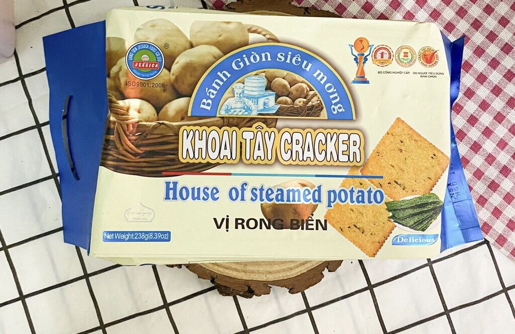 Bánh khoai tây siêu mỏng siêu giòn CRACKER 238g
