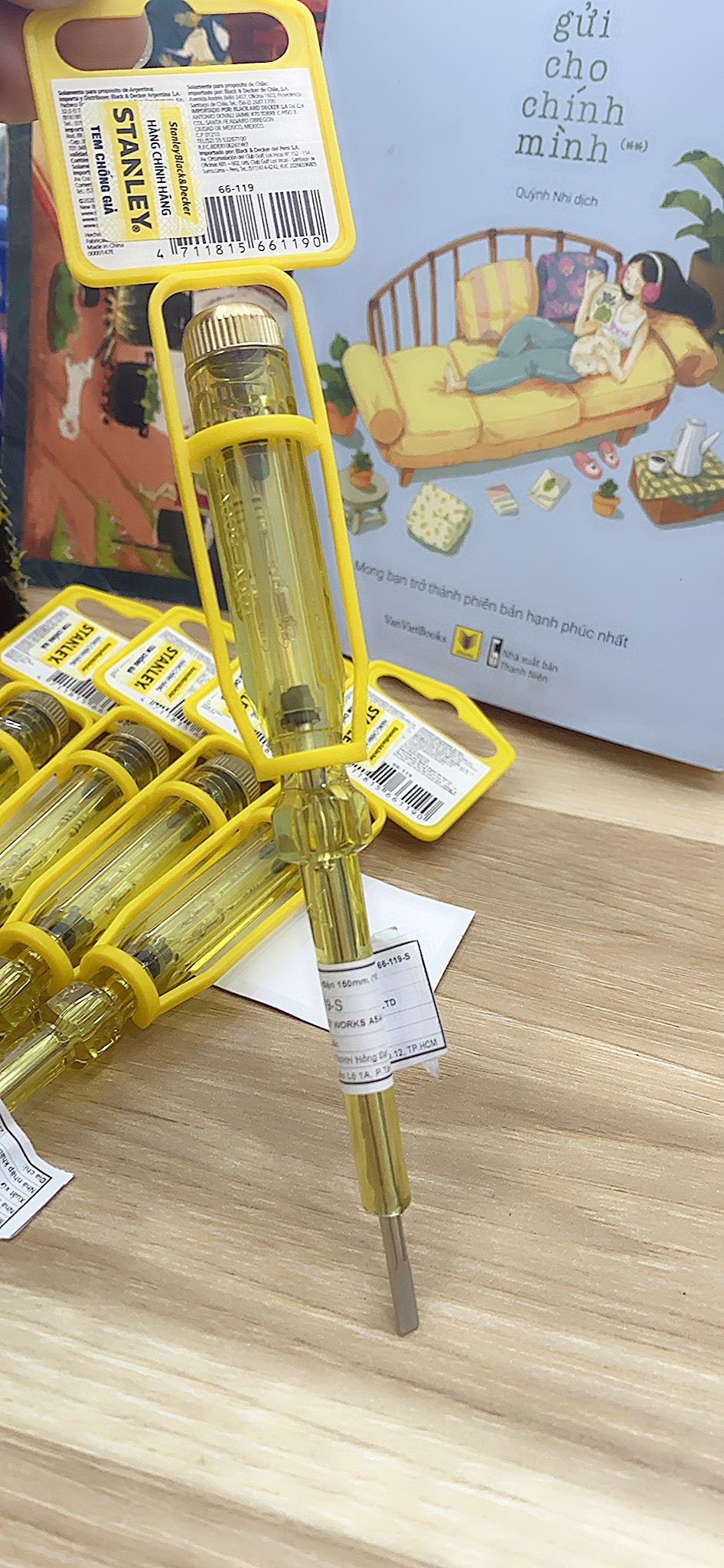 Bút thử điện Stanley chính hãng 150mm (100-500V)