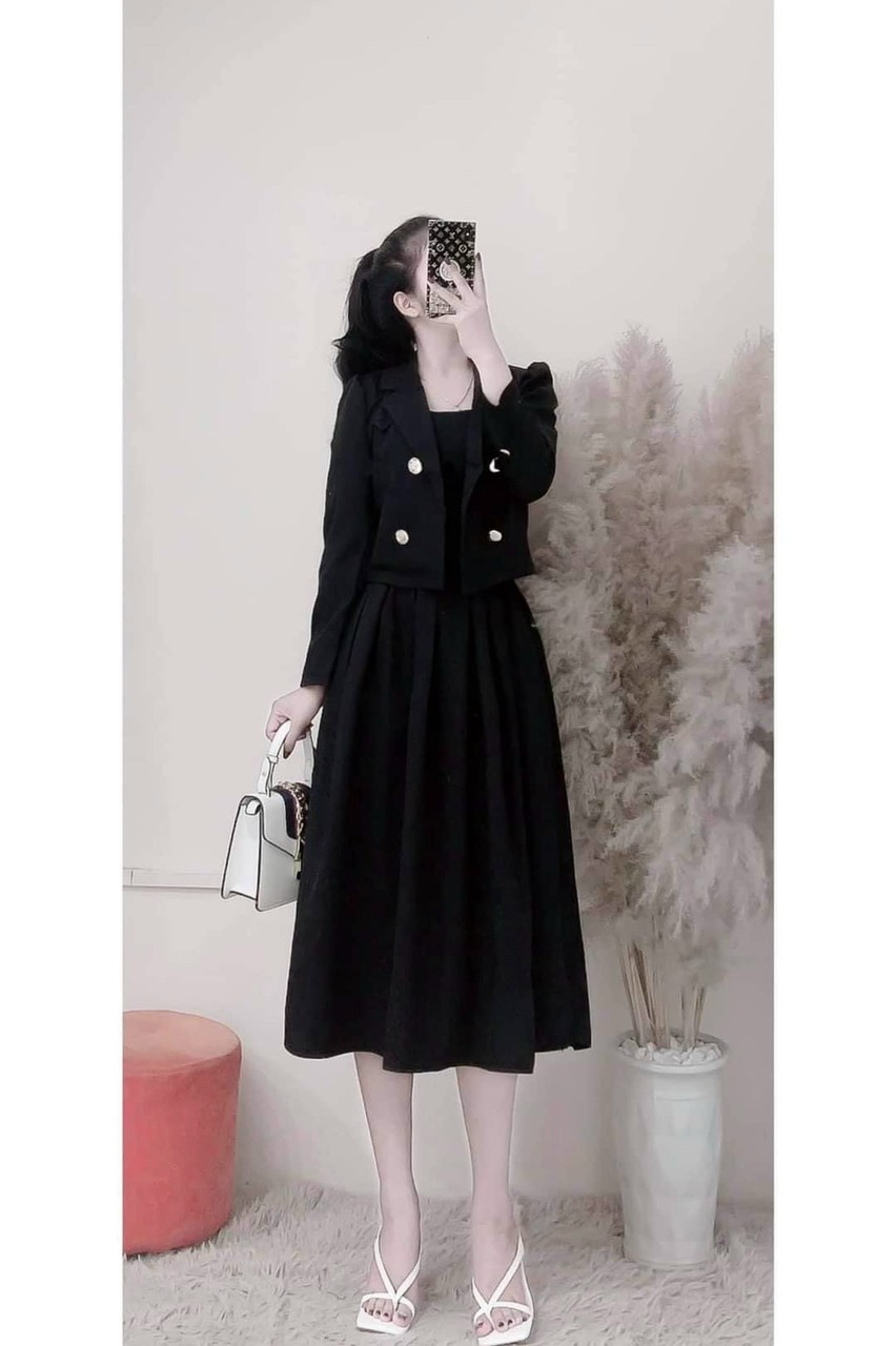 Set váy áo blazer siêu sang.sét 2 món áo blazer và váy 2 dây xếp ly xinh xắn.