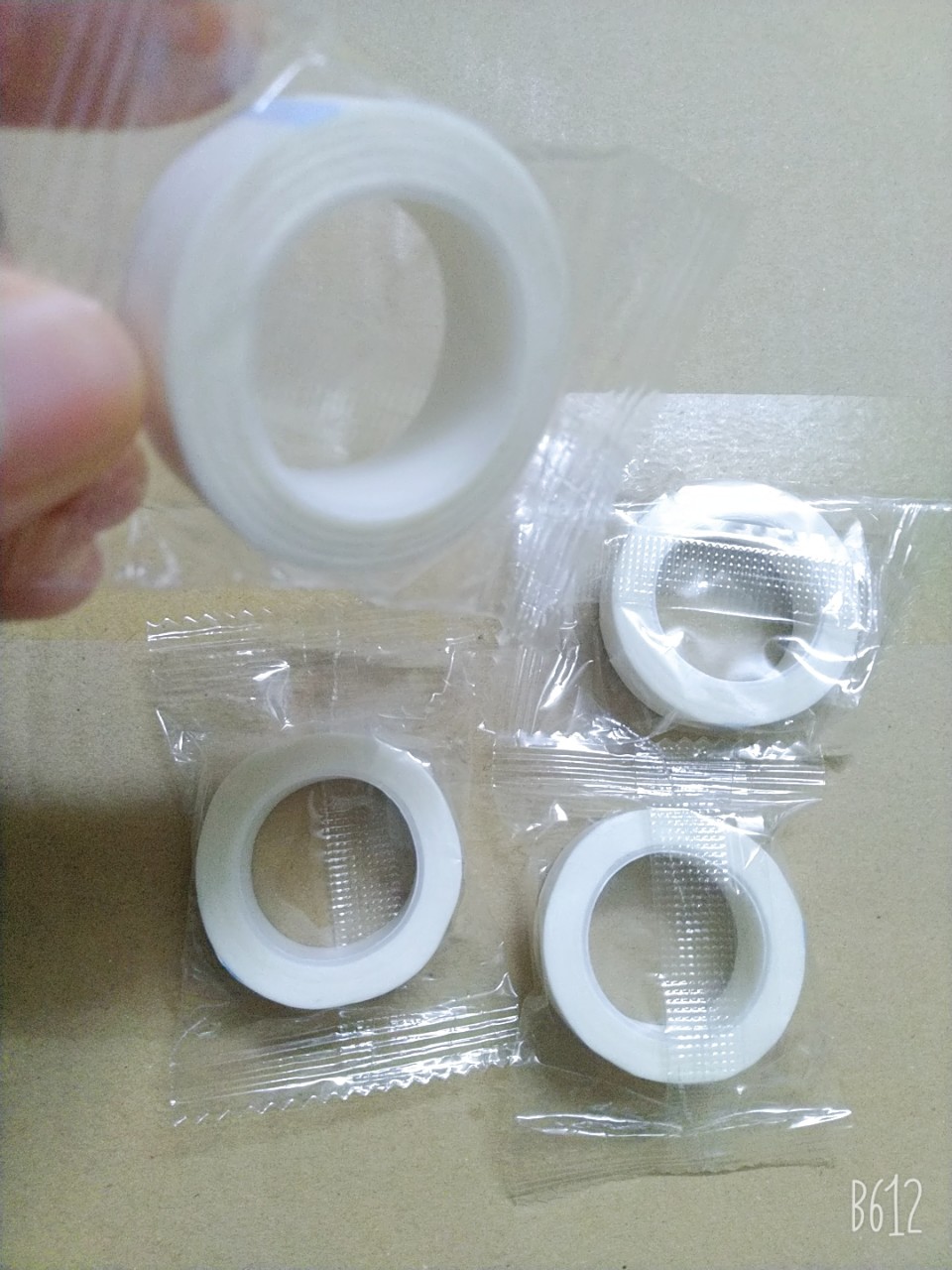 3 cuộn băng keo lụa  nối mi