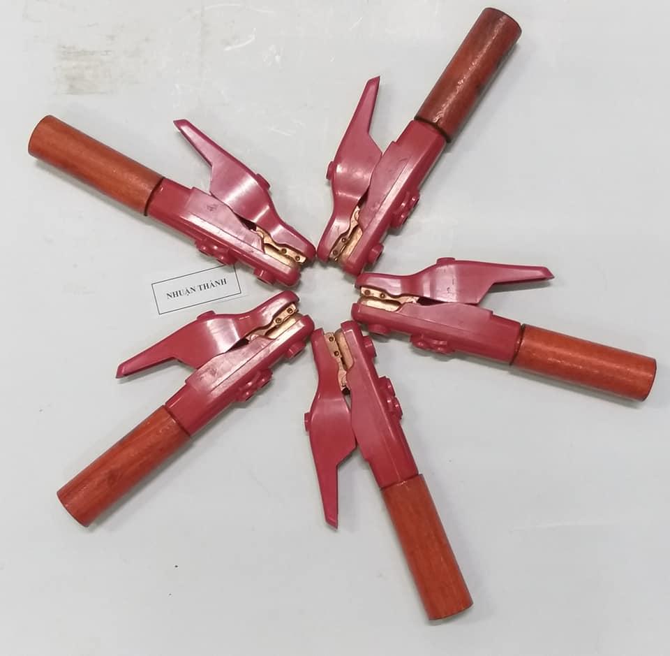 Kềm hàn 600a / kềm hàn cán gỗ chịu nhiệt cao siêu bền 600A