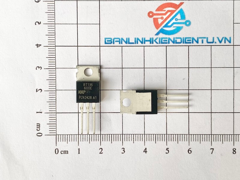 Bt136-600e, bt136 to-220 triac 4a/600v