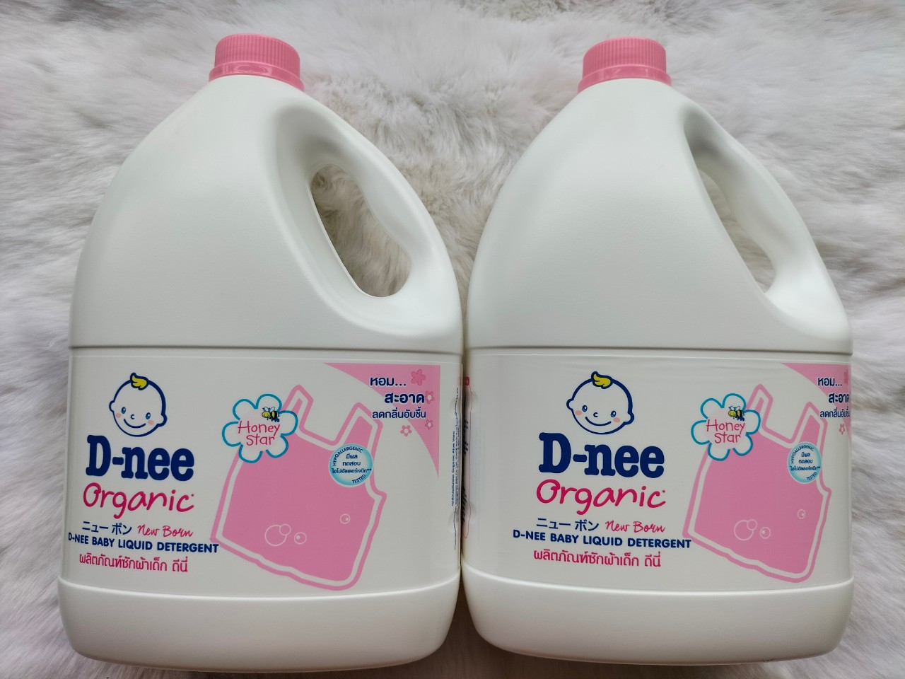 [HCM]Nước giặt Dnee Thái Lan 2800ml màu Hồng
