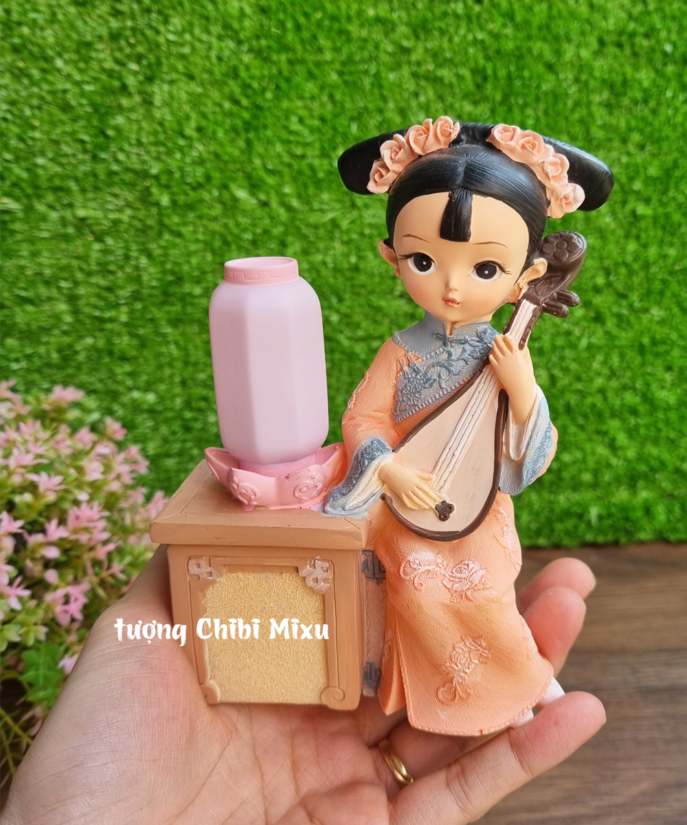 [HCM]Tượng thiếu nữ cổ trang ngồi đánh đàn dưới đèn