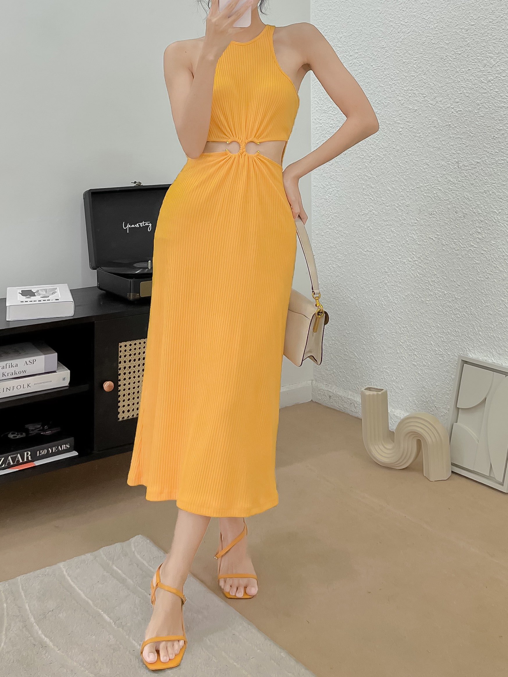 Đầm Thun Gân Cutout Eo - EDINI - D1531