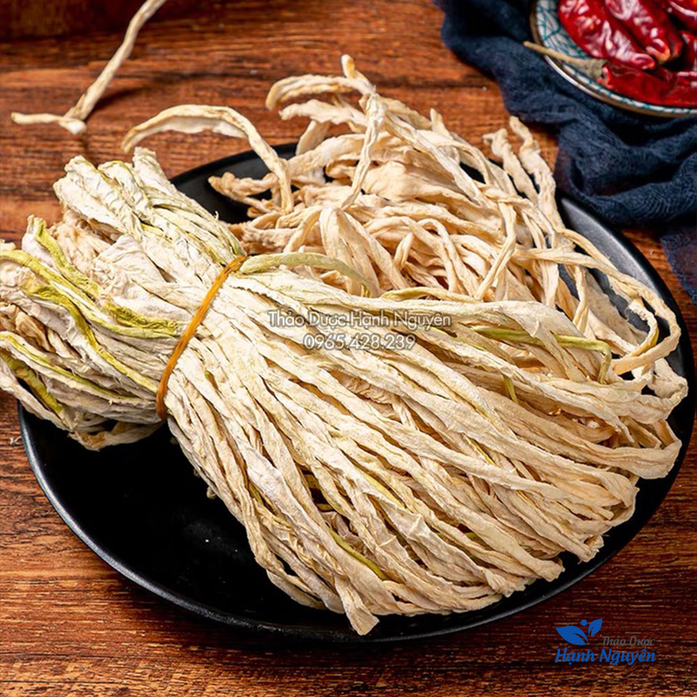 Củ cải khô 100g, dai, giòn, ngọt, dùng nấu canh, xào thịt, làm gỏi, nộm, nấu món chay, thơm ngon