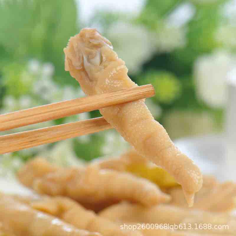 10 gói chân gà cay YuYu