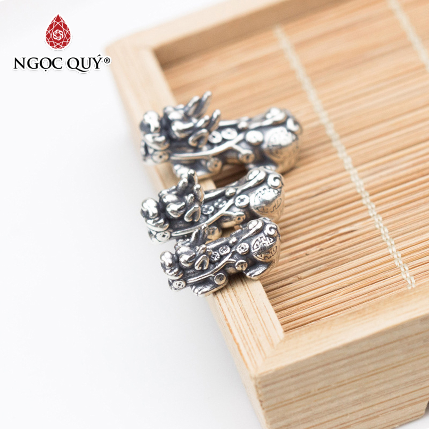 [HCM]Charm bạc hình tỳ hưu - Ngọc Qúy Gemstones