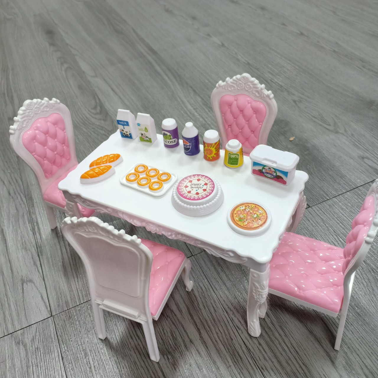 bộ bàn ghế phòng ăn cho búp bê tặng kèm set đồ ăn 13 món-đồ chơi nội thất nhà búp bê