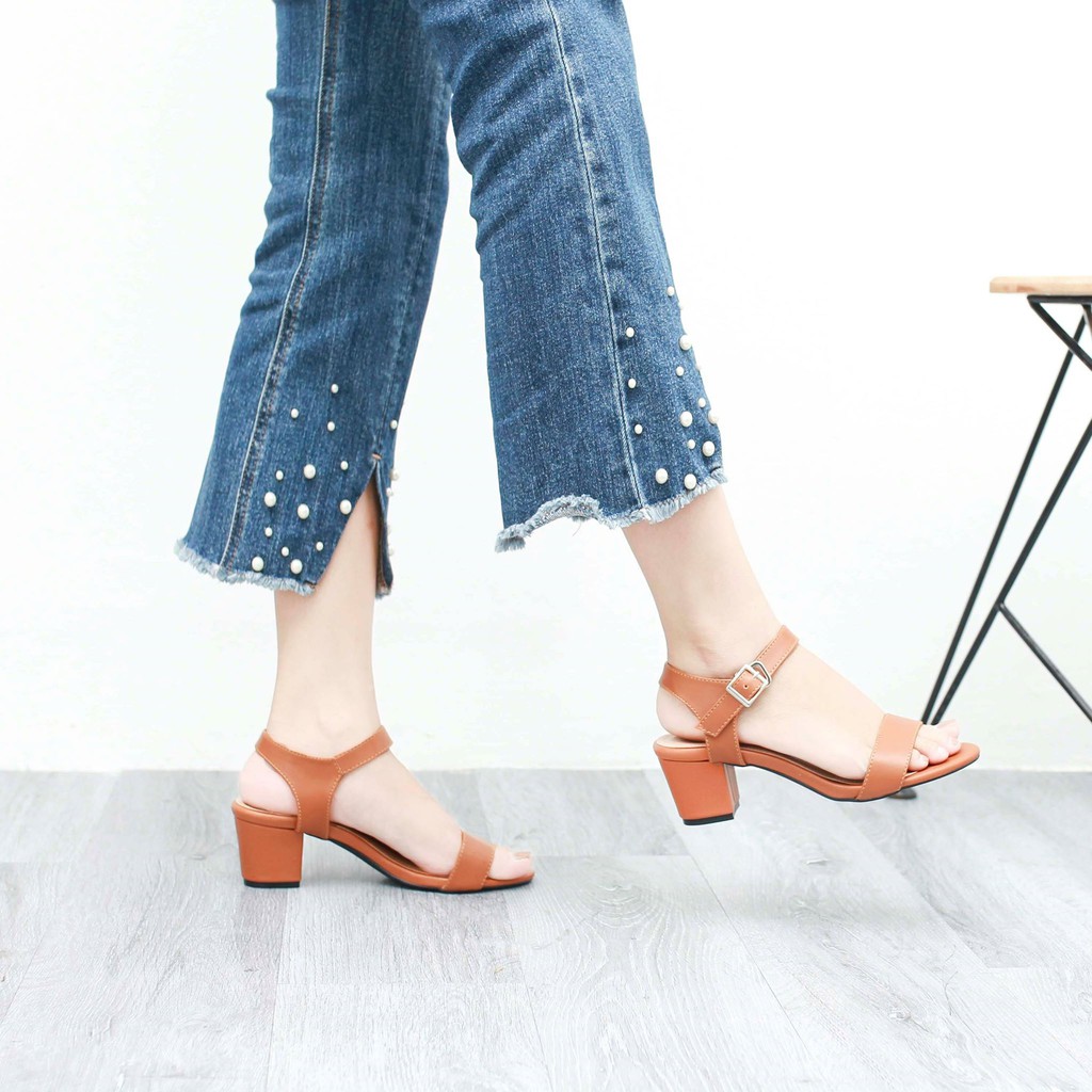 Giày Sandal Cao Gót 5cm Quai Ngang 3720