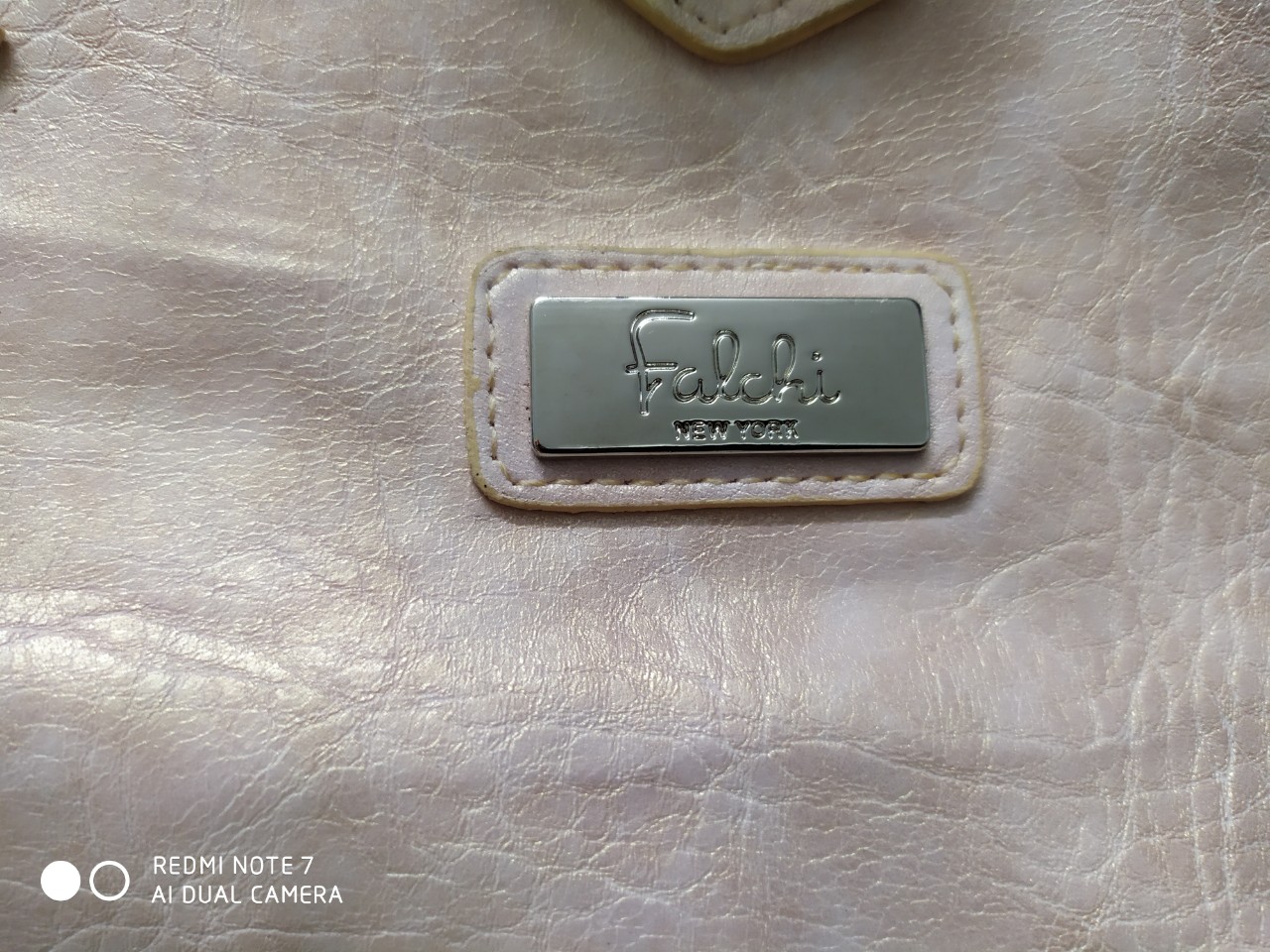 Túi da màu hồng phấn secondhand, hàng si