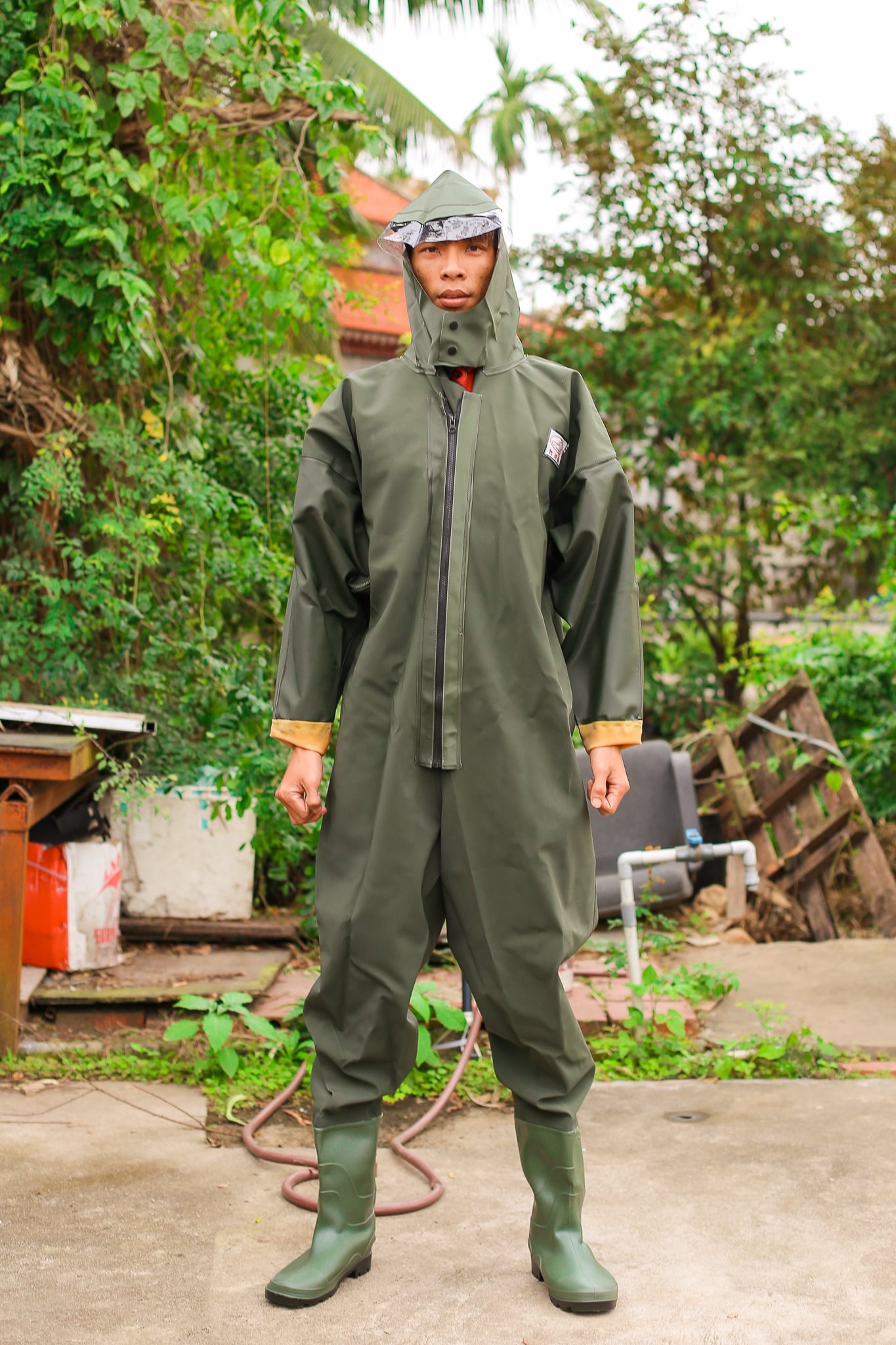 Quần áo lội nước,chống thấm nước
