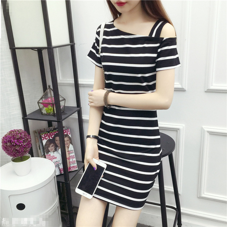 Đầm suông sọc ngắn tay D02