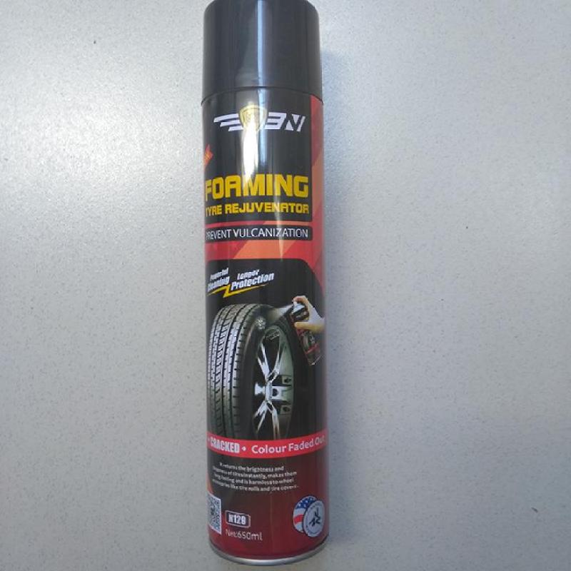 CHAI XỊT LÀM SẠCH BỀ MẶT VÀ LÀM BÓNG VỎ XE Ô TÔ 650ml (Foaming tyre revulvenator 650ml