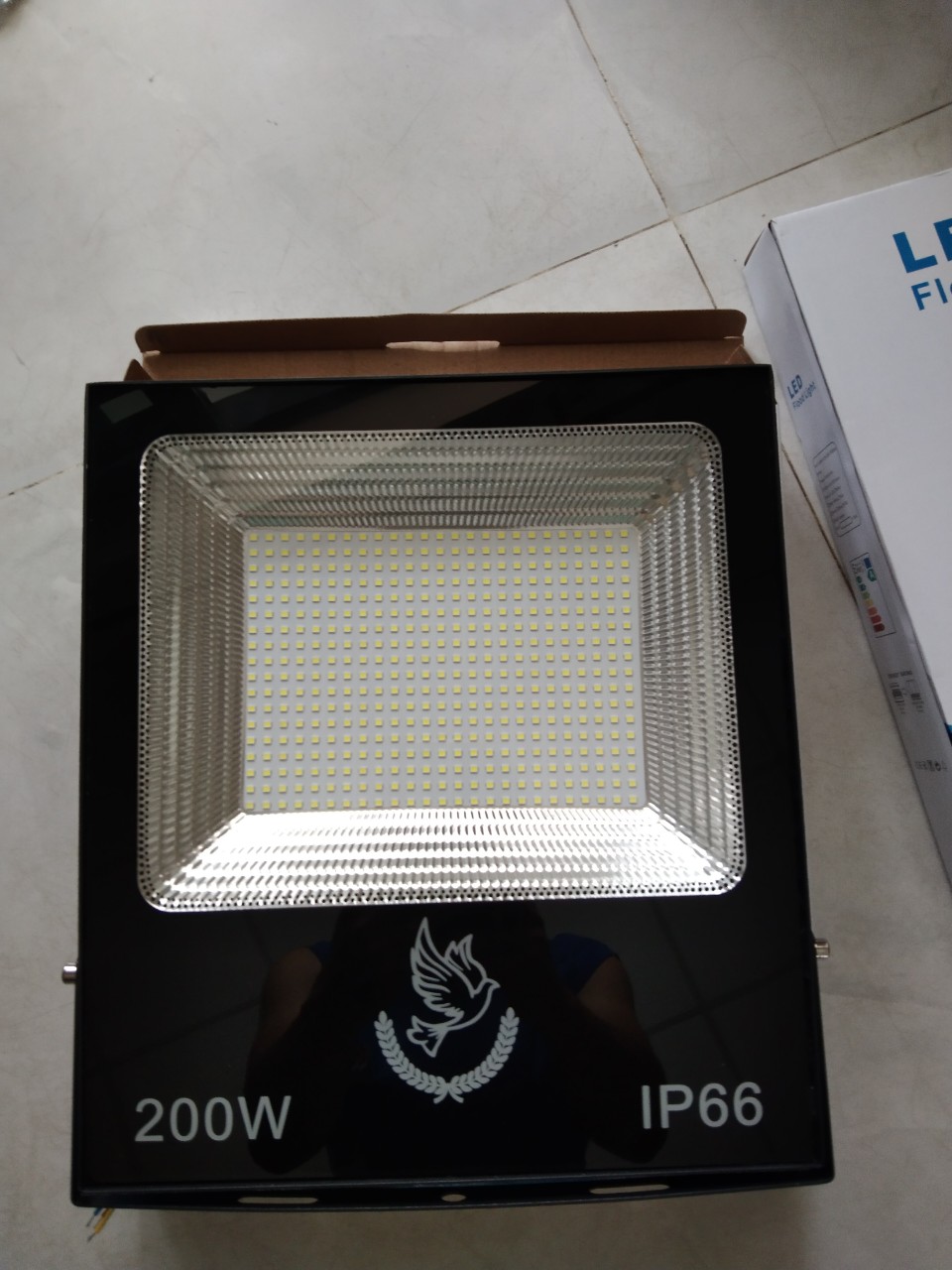 Đèn pha LED SMD công suất 50W,100W, 200W chống nước IP66
