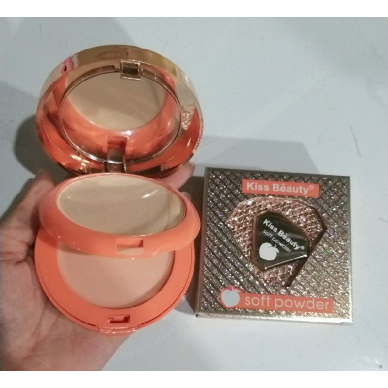 Phấn nền 2 tầng trang điểm Kissbeauty