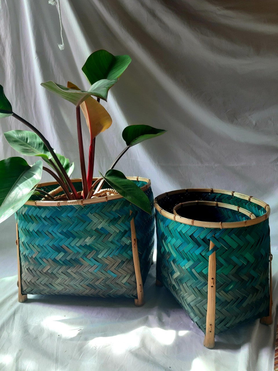 Sọt Tre Đa Năng Màu Xanh Dương Có Đế  Đựng Đồ Chơi, Các loại - Size L rộng 40cm*32cm, sâu 30cm  - Size M rộng 30cm*25cm, sâu 28cm  - Size S rộng 22cm*18cm, sâu 24cm Dùng Để Đựng Đồ Chơi, Đồ Bẩn