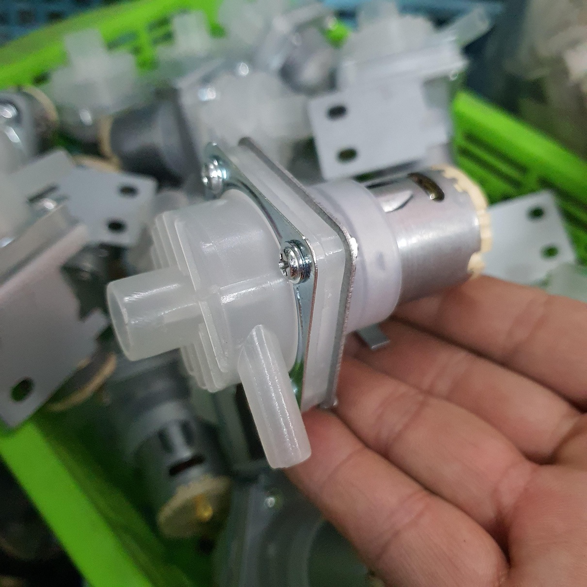 Bơm mini, motor bơm nước bình thủy điện