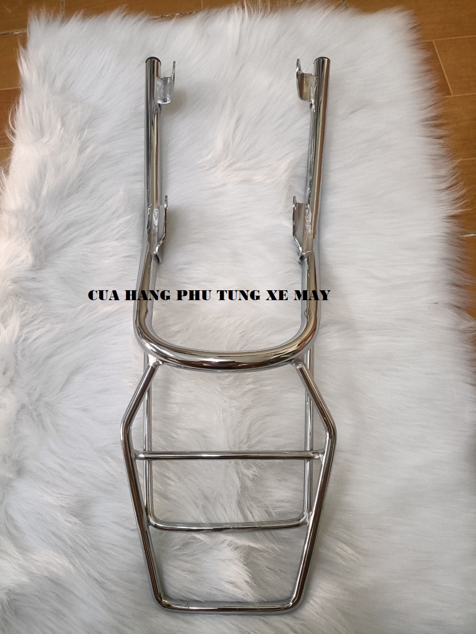 Cảng sau xe Win 100 inox cao cấp