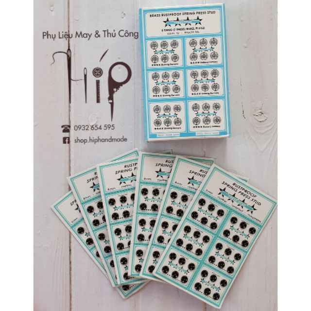 Nút bấm áo dài / nút bóp vỉ 36 nút