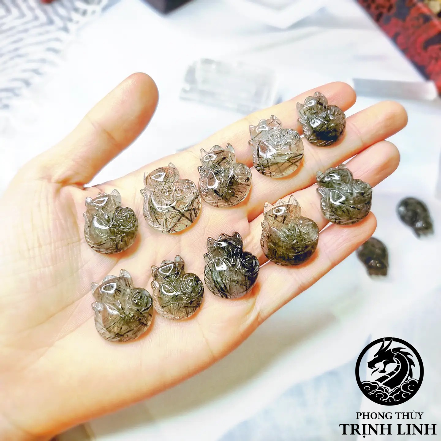 VÒNG CỔ CỬU VỸ HỒ LY THẠCH ANH TÓC XANH LÁ