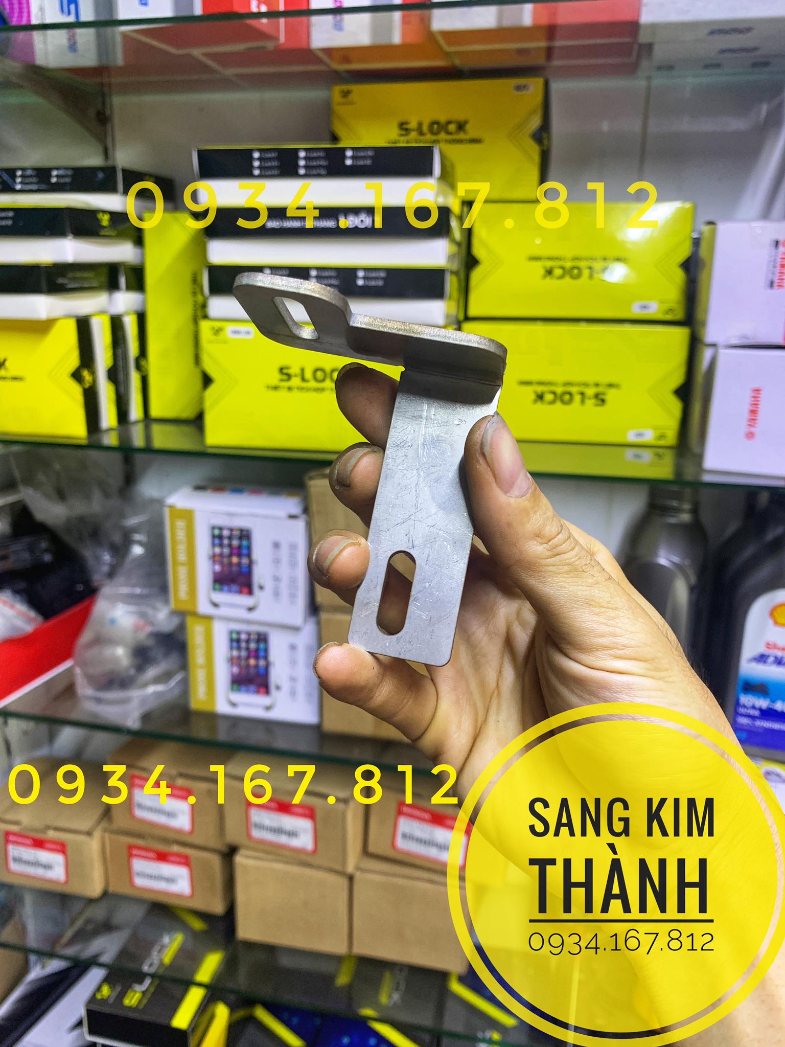 [HCM]Pát Gắn Đèn Trợ sáng lỗ kèn Winner X
