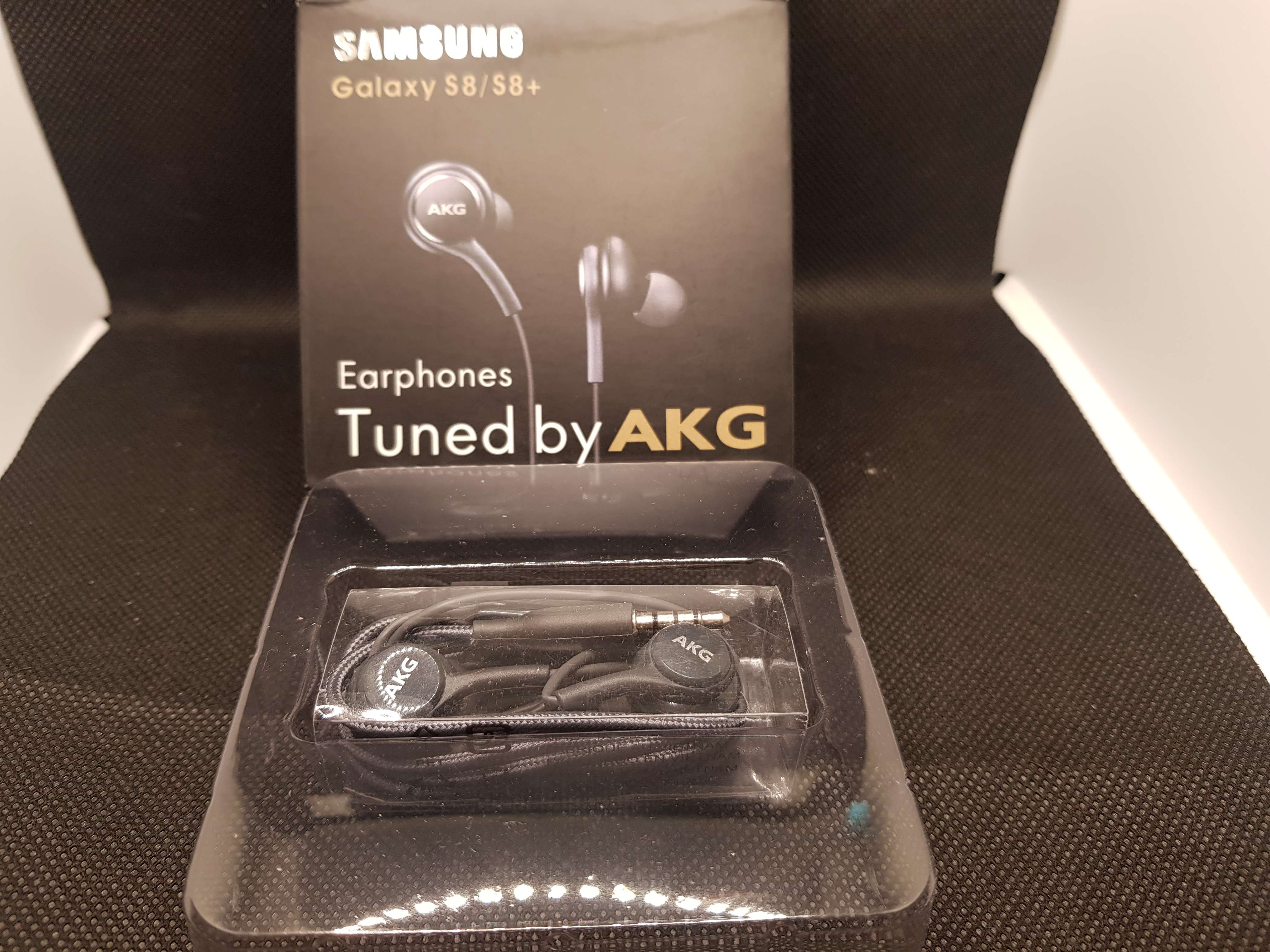Tai Nghe AKG samsung S8