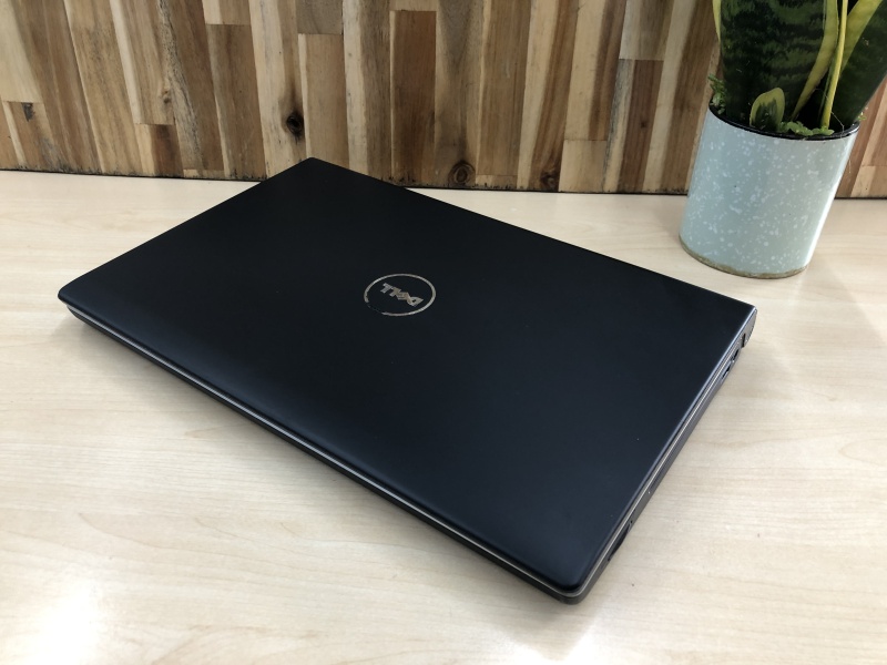Laptop Dell Studio 1555- ÂM THANH CỰC HAY- 15.4 in