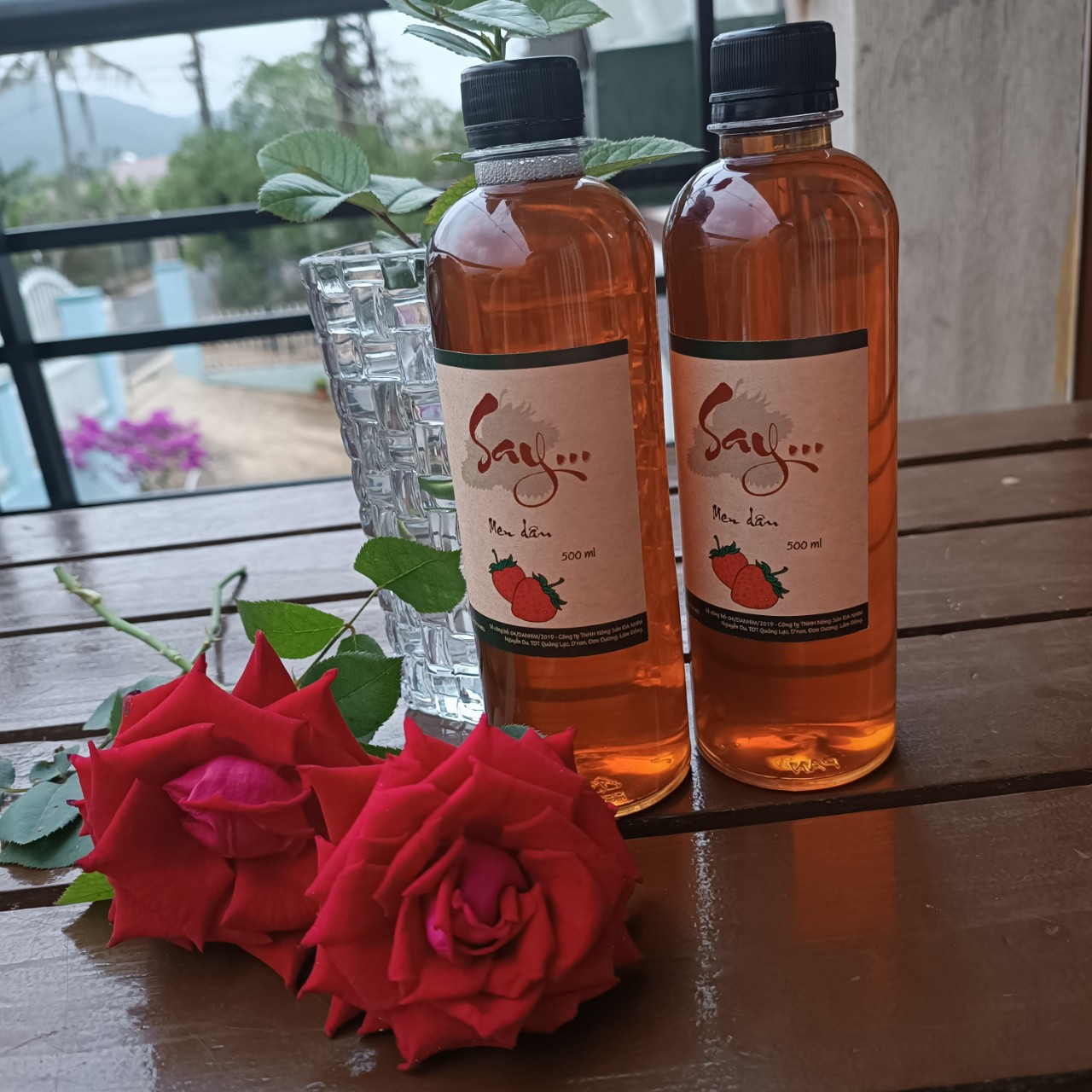 Men Dâu Tây Đà Lạt tự nhiên chai 500ml