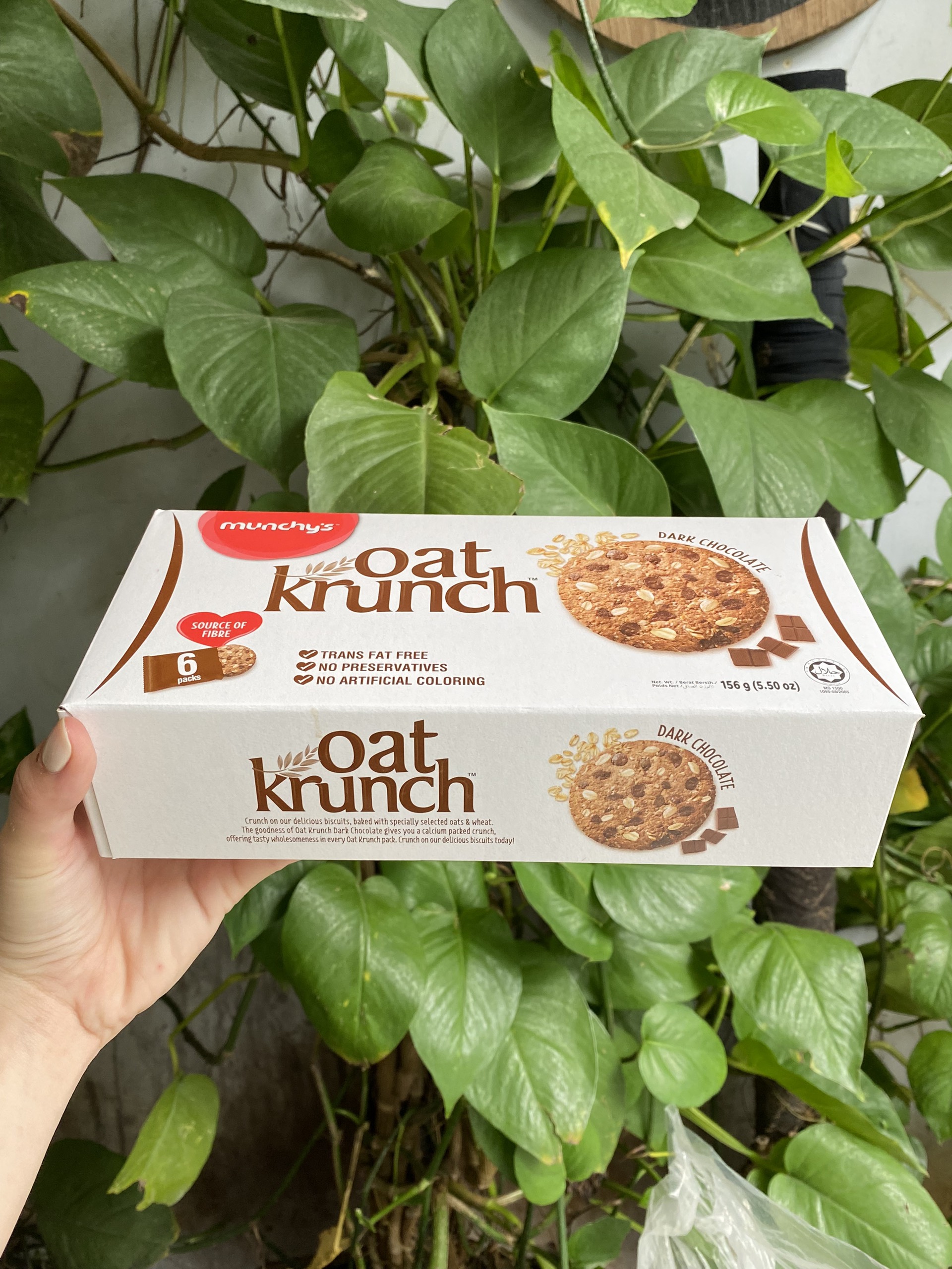 Bánh Quy Munchy's Yến Mạch Oat Krunch Socola Đen (Hộp 6 gói)