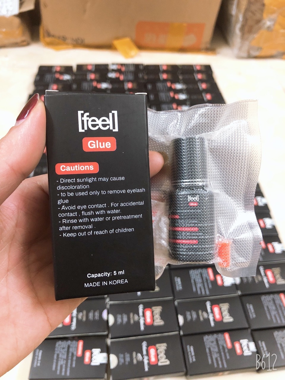 1 chai Keo Feel glue nối mi