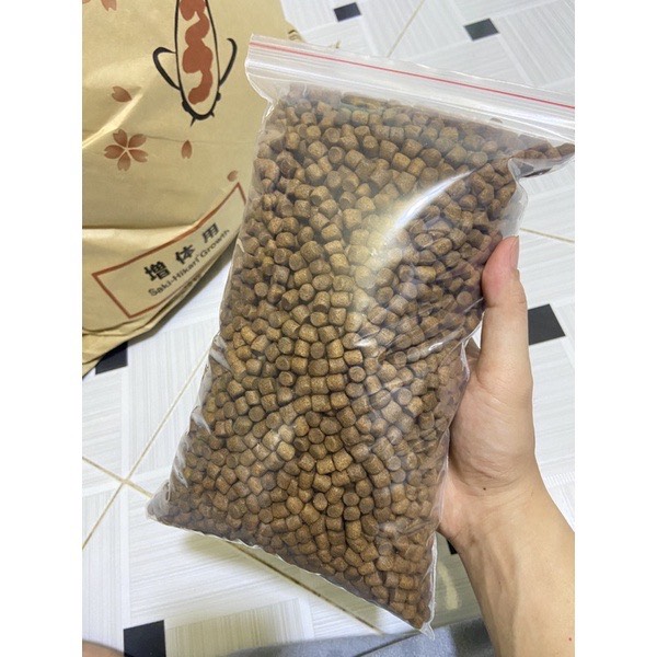 Thức ăn cá Koi Hikari Growth túi 1kg - Hạt size L