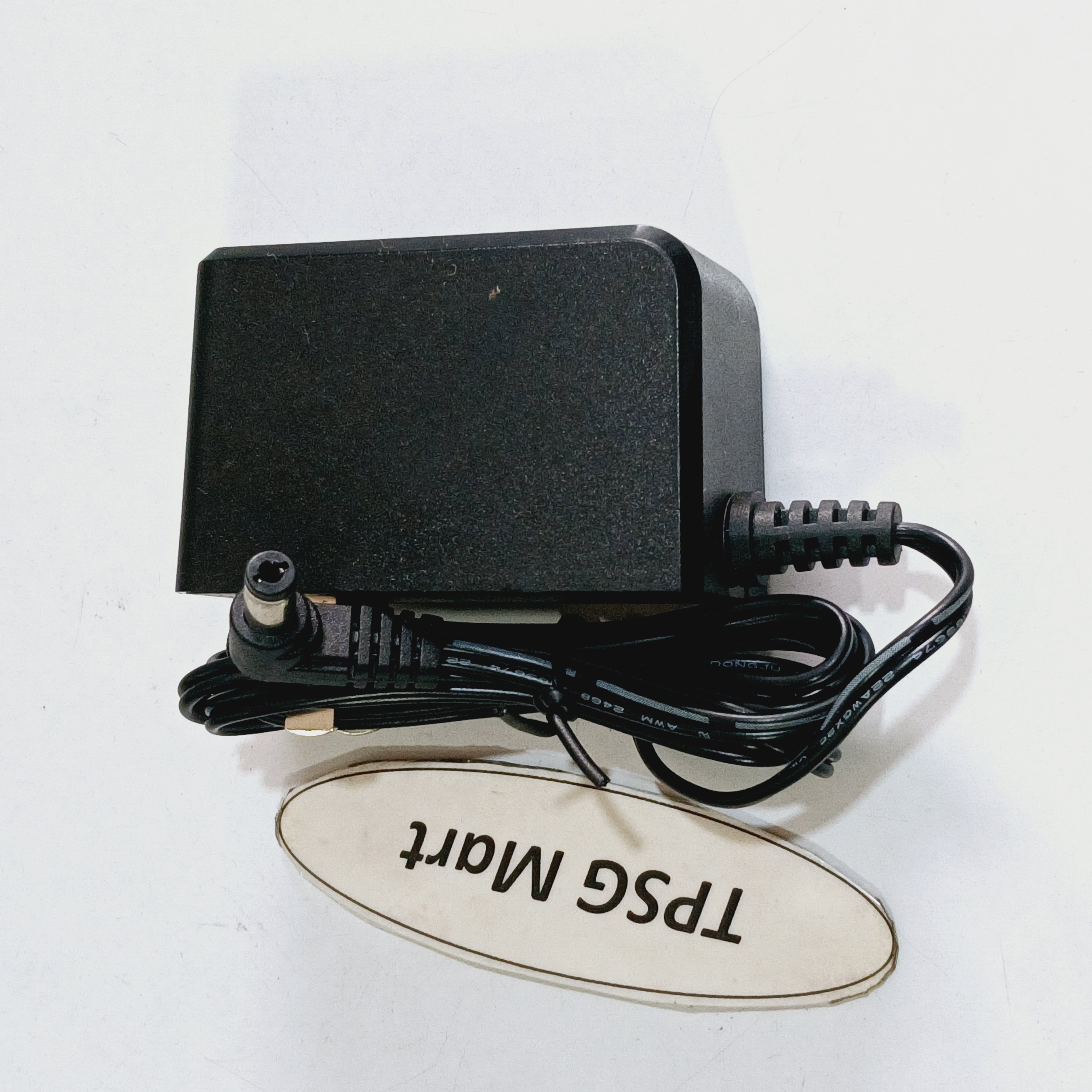 Nguồn Adapter DC 9V - 2A (Đầu cắm 5.5mm X 2.1 -- 2.5mm)