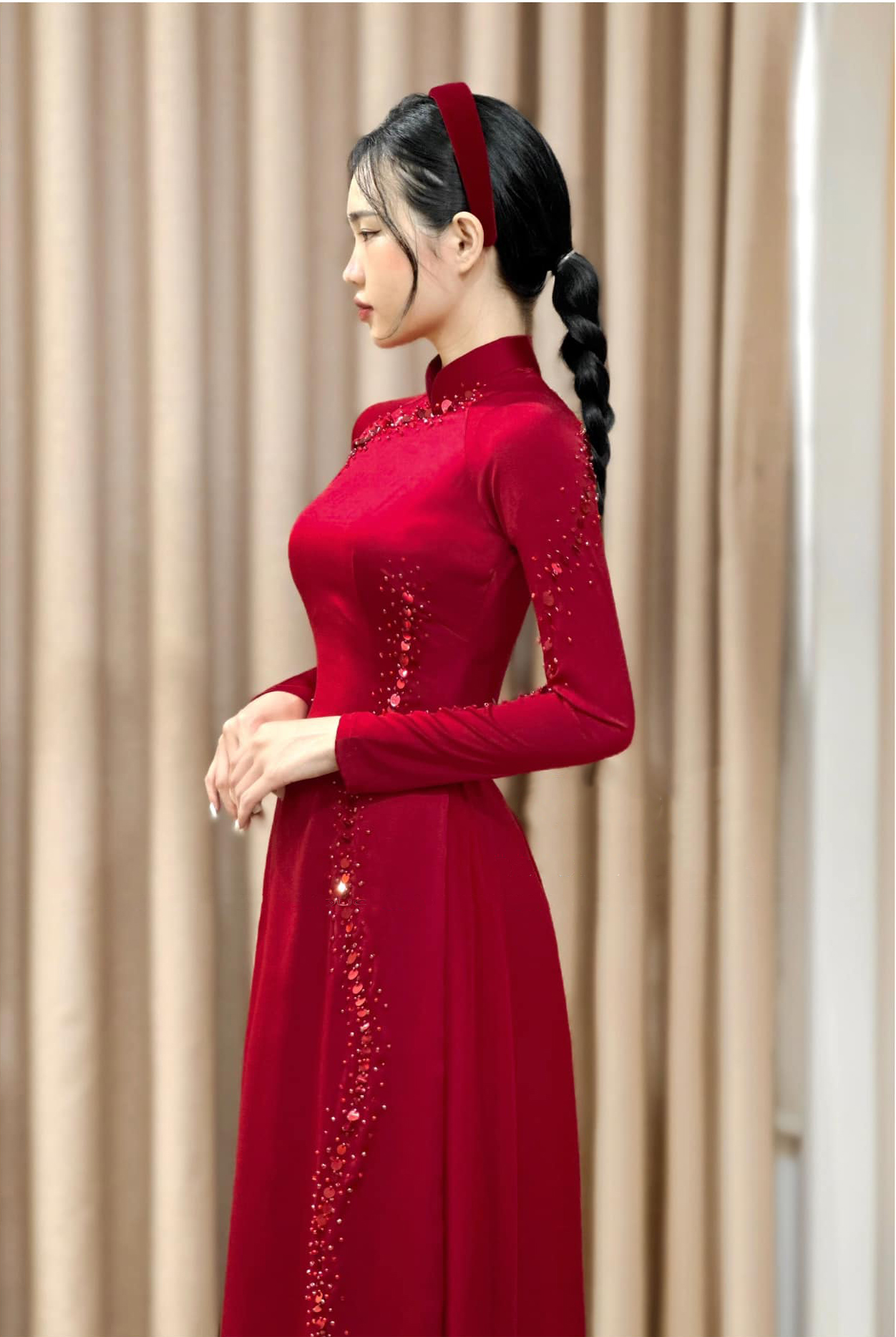 Áo dài cưới màu đỏ đô đính kết phale [CAM HOUSE] chất liệu lụa 4 tà dày dặn