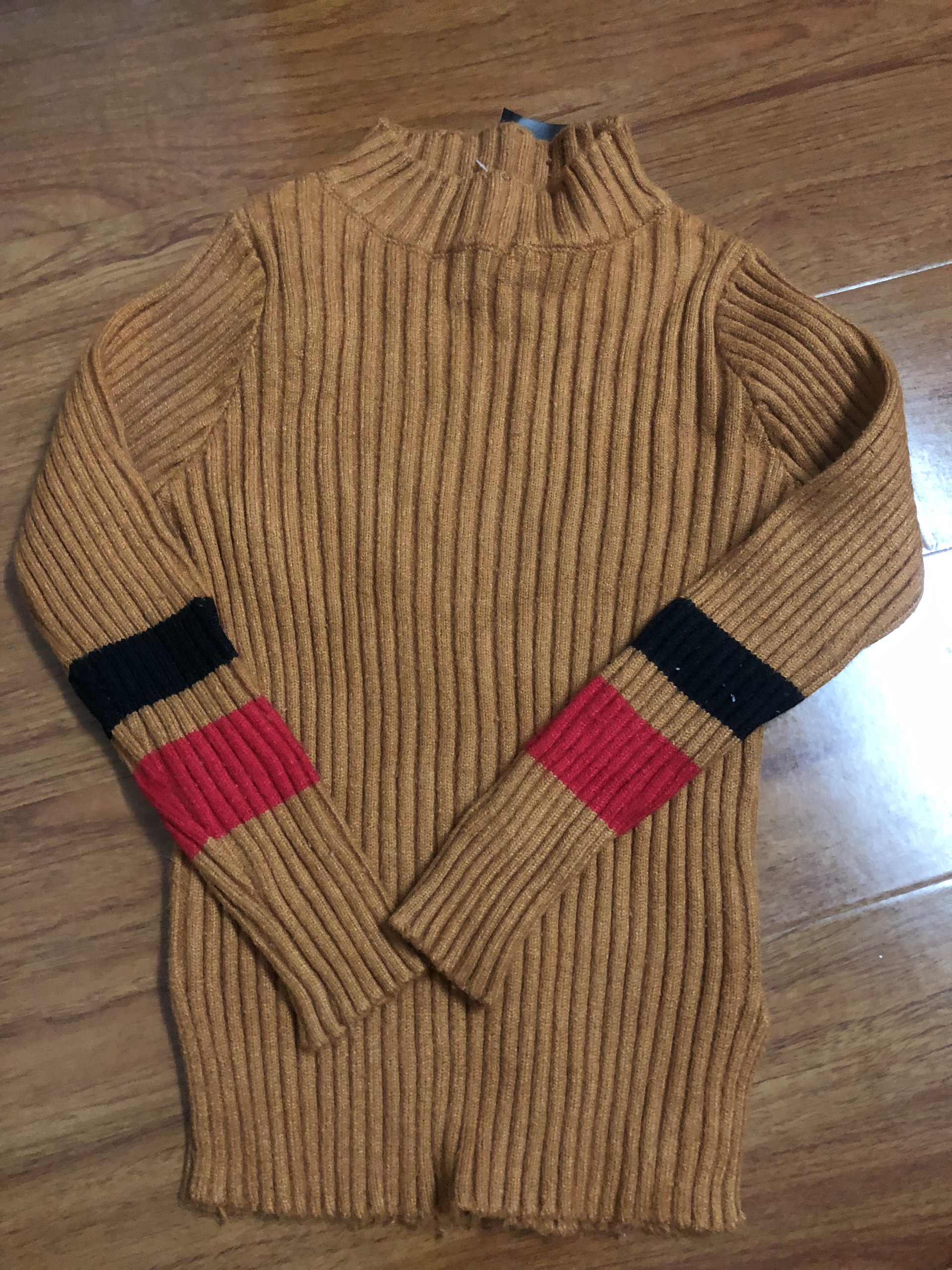 XẢ KHO LÔ ÁO LEN GIÁ CHỈ TỪ 39K