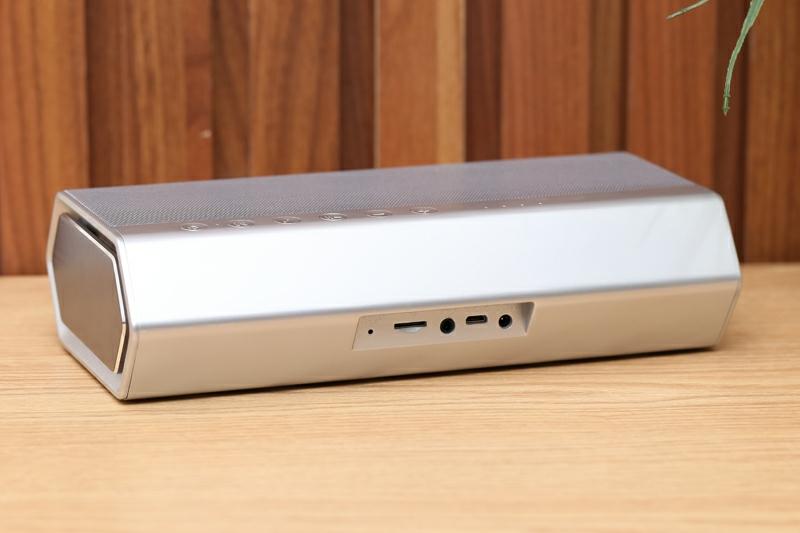 [HCM]Loa Bluetooth Wetop H8008 Bạc