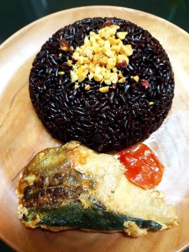 GẠO LỨT TÍM THAN AN KHANG FOOD ( HÚT CHÂN KHÔNG 2KG )