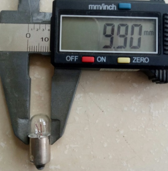 Bóng Đèn Sợi Đốt BA9S 6.3V 0.15A Đuôi Gài 9mm