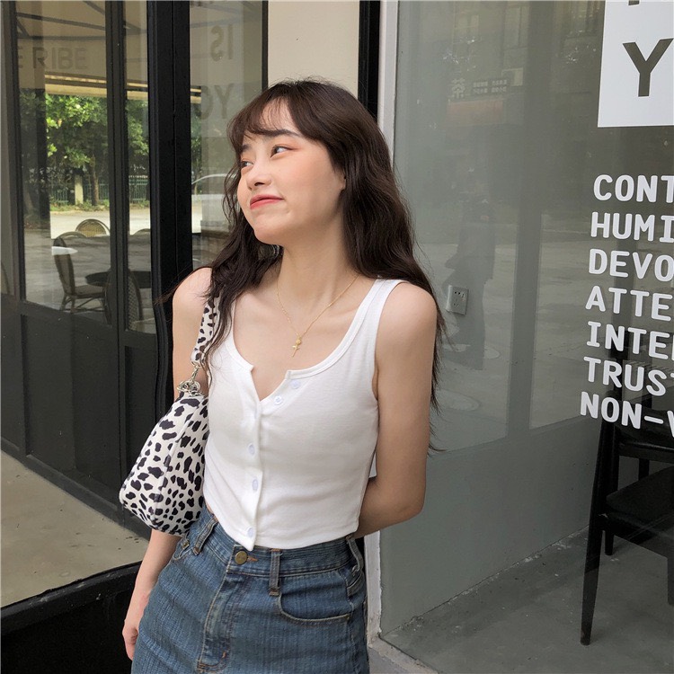 Áo crt ba lỗ nẹp cúc quyến rũ 2 màu đen, trắng mặc tôn dáng/ Áo croptop ôm body trẻ trung cá tính dễ phối đồ - kudoshop